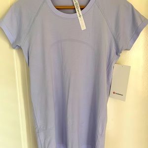 NWT lululemon swiftly tech short sleeve sz 8